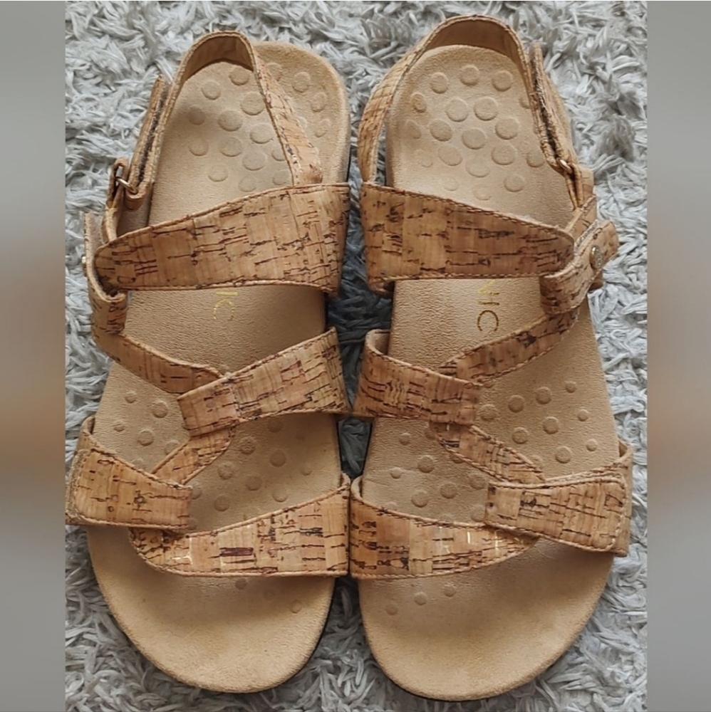 Vionic Paros sandals - Picture 2 of 7
